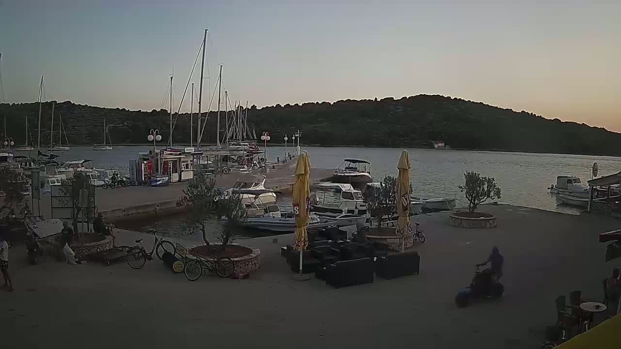Otok Kaprije Island Village & Marine Live Cam - Karprije, Otok Kaprije, Šibenik-Knin, Croatia