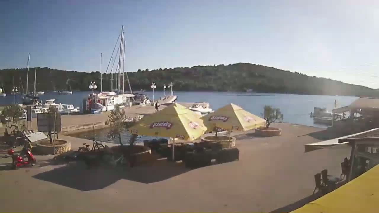 Otok Kaprije Island Village & Marine Live Cam - Karprije, Otok Kaprije, Šibenik-Knin, Croatia