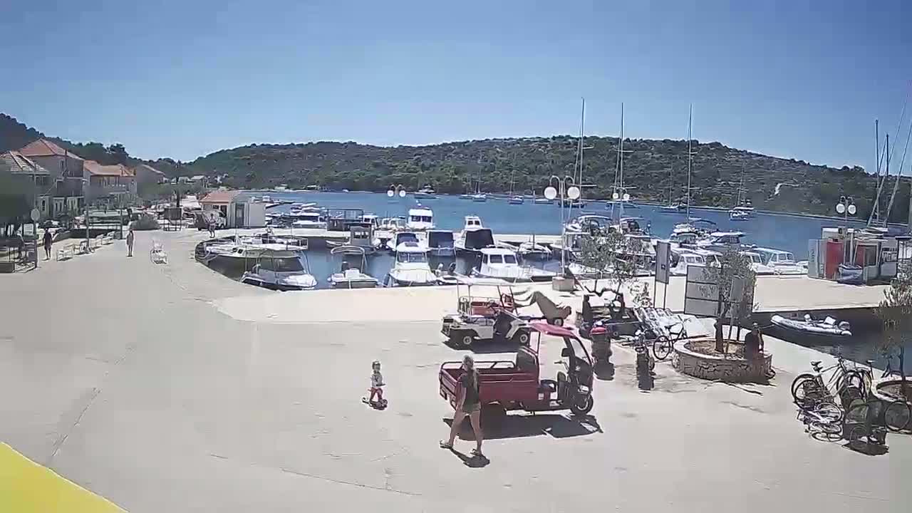 Otok Kaprije Island Village & Marine Live Cam - Karprije, Otok Kaprije, Šibenik-Knin, Croatia