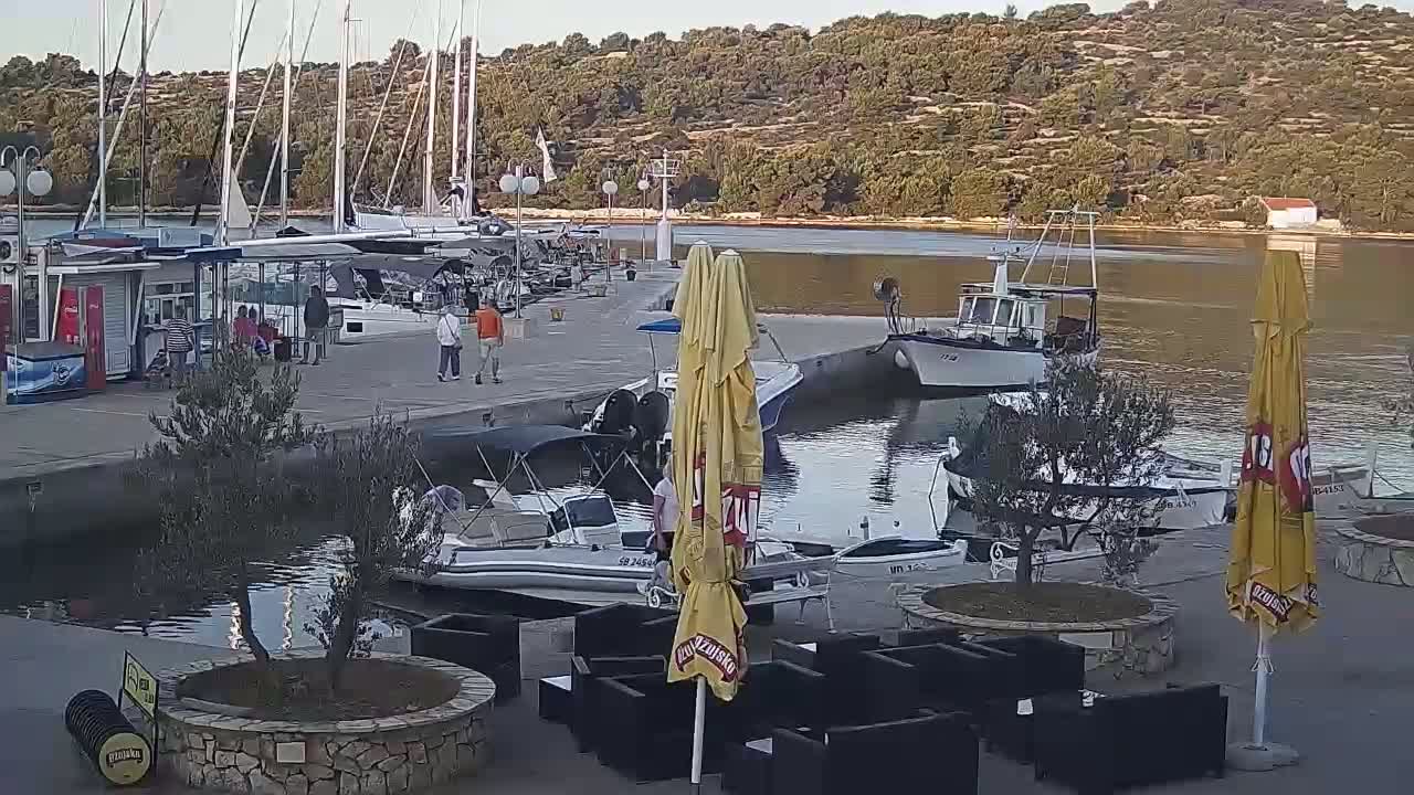 Otok Kaprije Island Village & Marine Live Cam - Karprije, Otok Kaprije, Šibenik-Knin, Croatia
