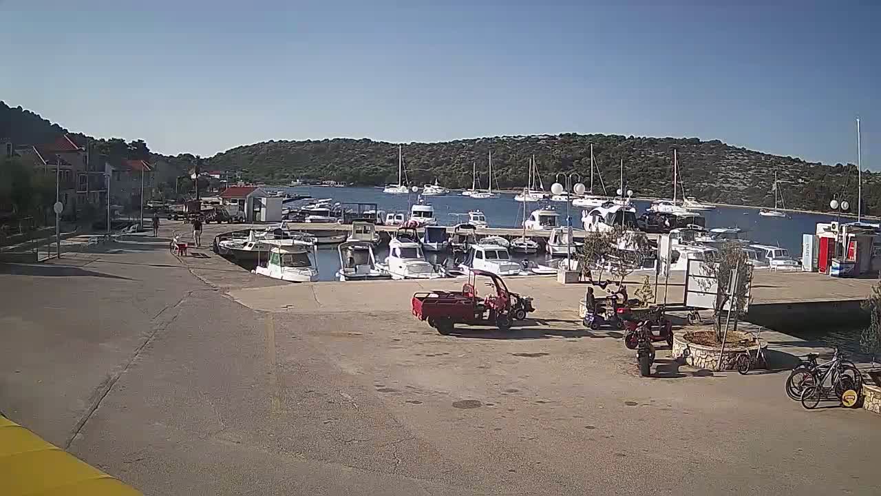 Otok Kaprije Island Village & Marine Live Cam - Karprije, Otok Kaprije, Šibenik-Knin, Croatia