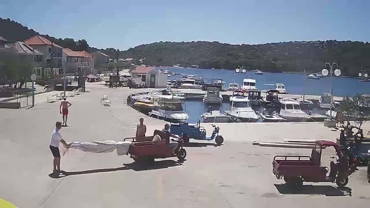 Otok Kaprije Island Village & Marine Live Cam - Karprije, Otok Kaprije, Šibenik-Knin, Croatia