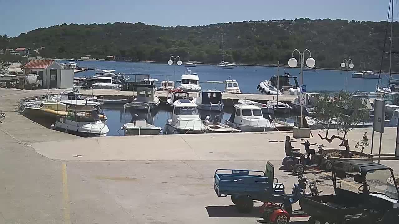 Otok Kaprije Island Village & Marine Live Cam - Karprije, Otok Kaprije, Šibenik-Knin, Croatia