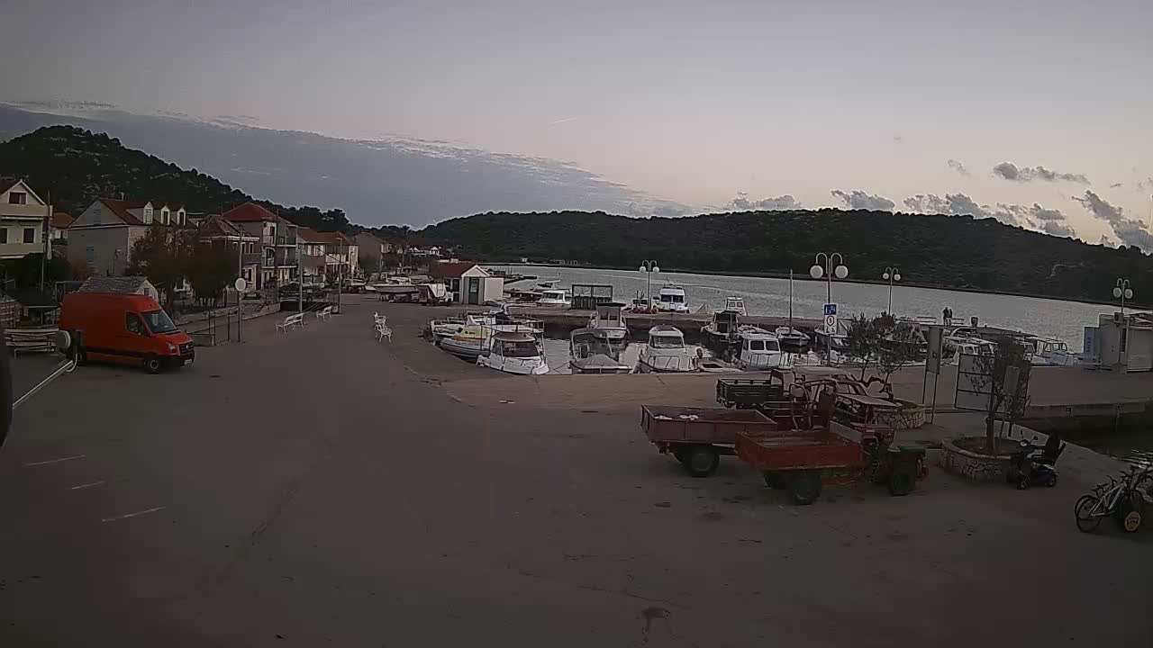 Otok Kaprije Island Village & Marine Live Cam - Karprije, Otok Kaprije, Šibenik-Knin, Croatia