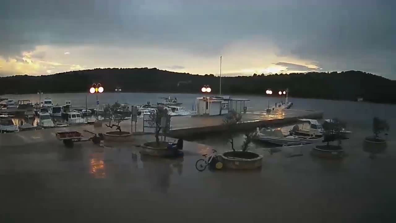 Otok Kaprije Island Village & Marine Live Cam - Karprije, Otok Kaprije, Šibenik-Knin, Croatia