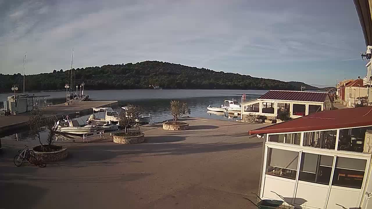 Otok Kaprije Island Village & Marine Live Cam - Karprije, Otok Kaprije, Šibenik-Knin, Croatia