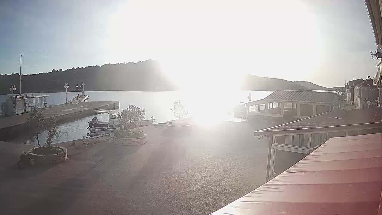 Otok Kaprije Island Village & Marine Live Cam - Karprije, Otok Kaprije, Šibenik-Knin, Croatia