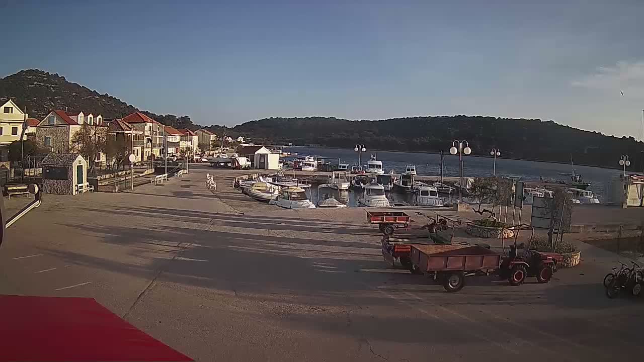 Otok Kaprije Island Village & Marine Live Cam - Karprije, Otok Kaprije, Šibenik-Knin, Croatia