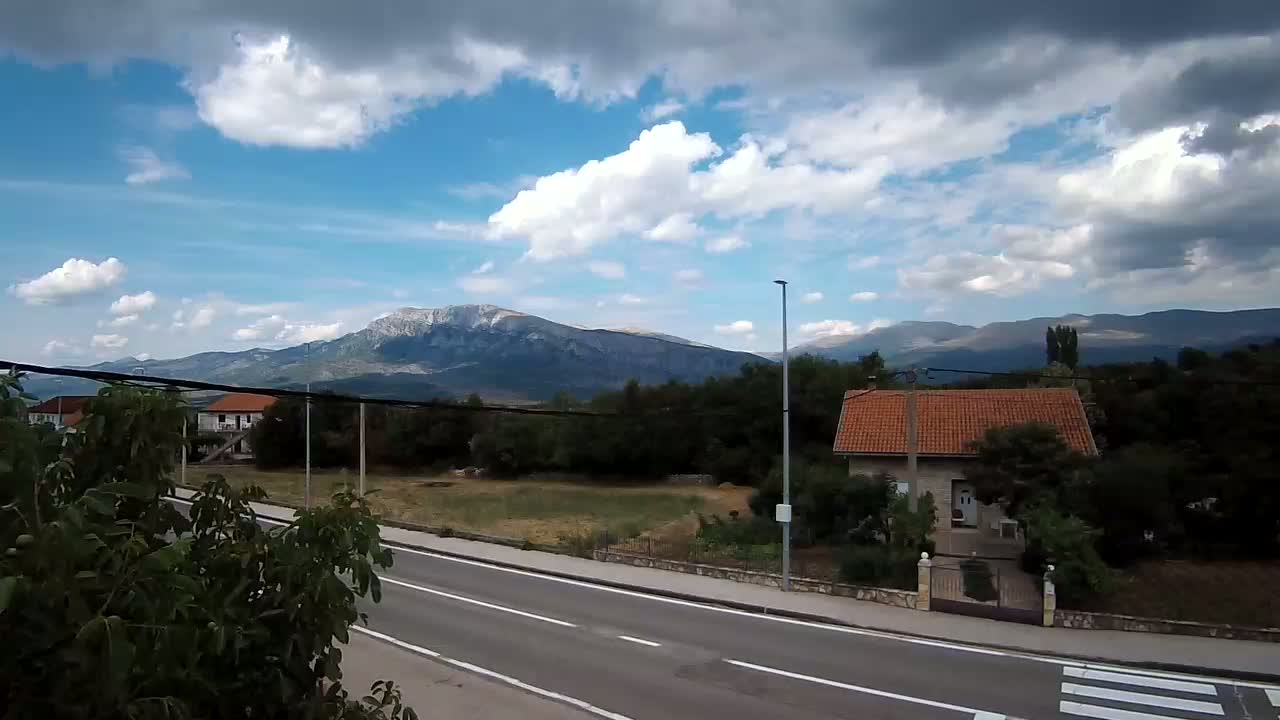 Dinara Mountain from Kijevo  Panaromic Live Cam -   Kijevo, Sbenik-Knin, Croatia