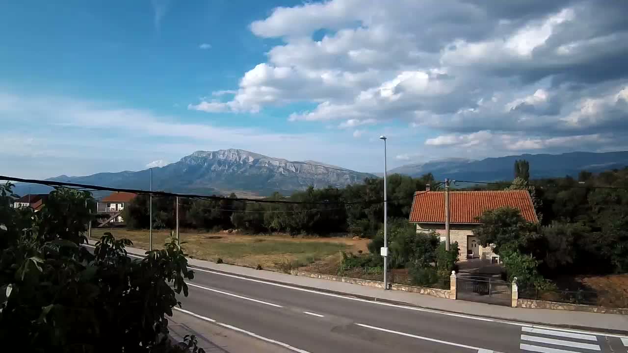 Dinara Mountain from Kijevo  Panaromic Live Cam -   Kijevo, Sbenik-Knin, Croatia