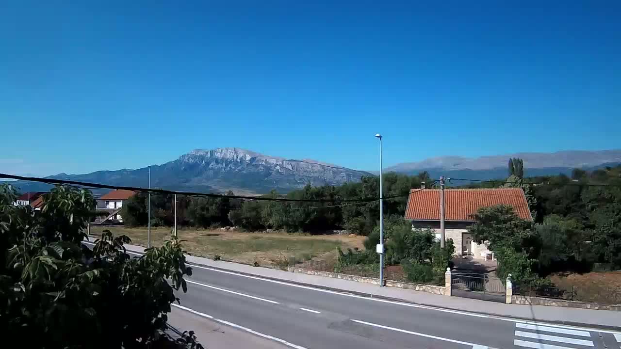 Dinara Mountain from Kijevo  Panaromic Live Cam -   Kijevo, Sbenik-Knin, Croatia