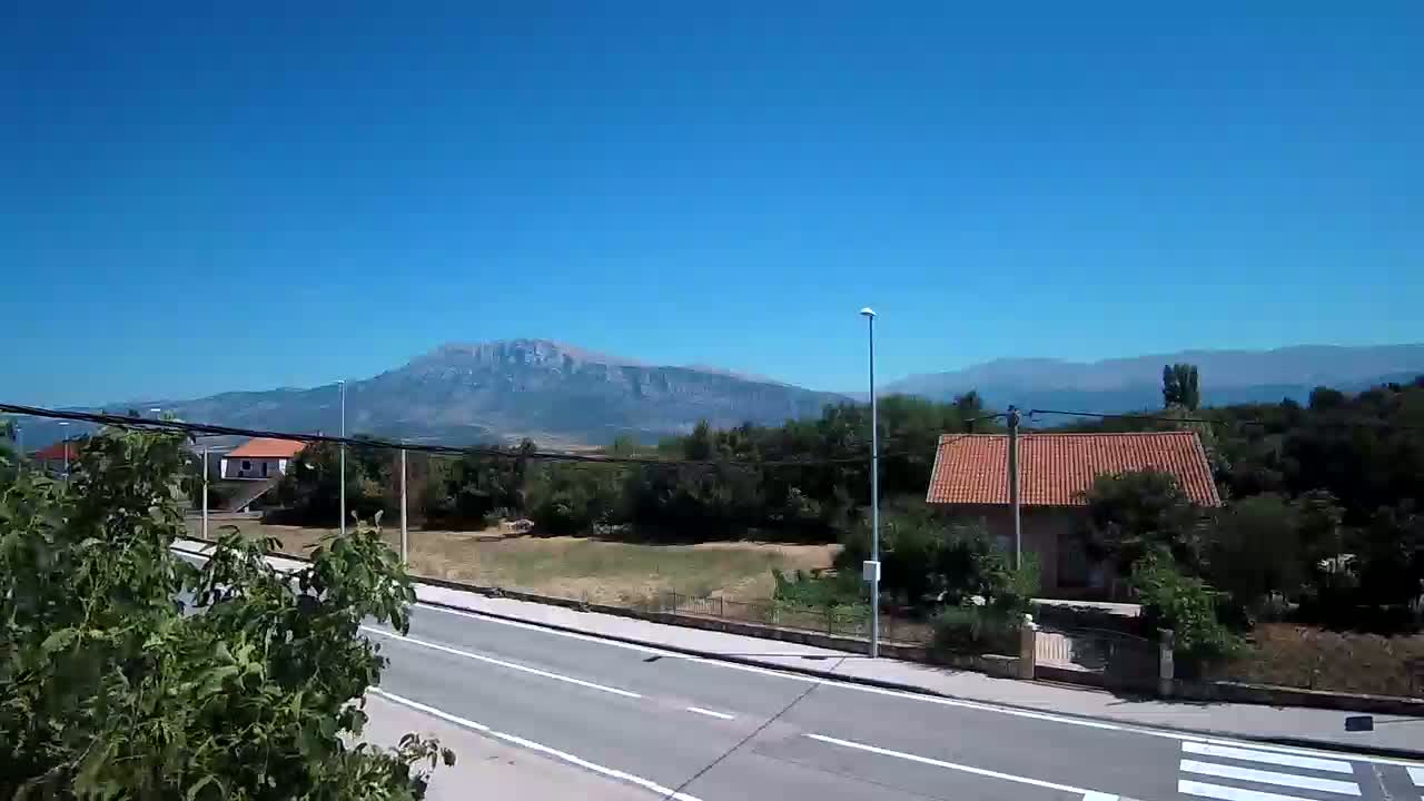 Dinara Mountain from Kijevo  Panaromic Live Cam -   Kijevo, Sbenik-Knin, Croatia