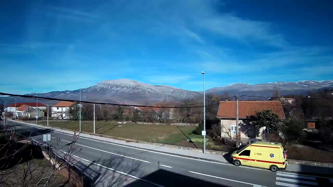 Dinara Mountain from Kijevo  Panaromic Live Cam -   Kijevo, Sbenik-Knin, Croatia