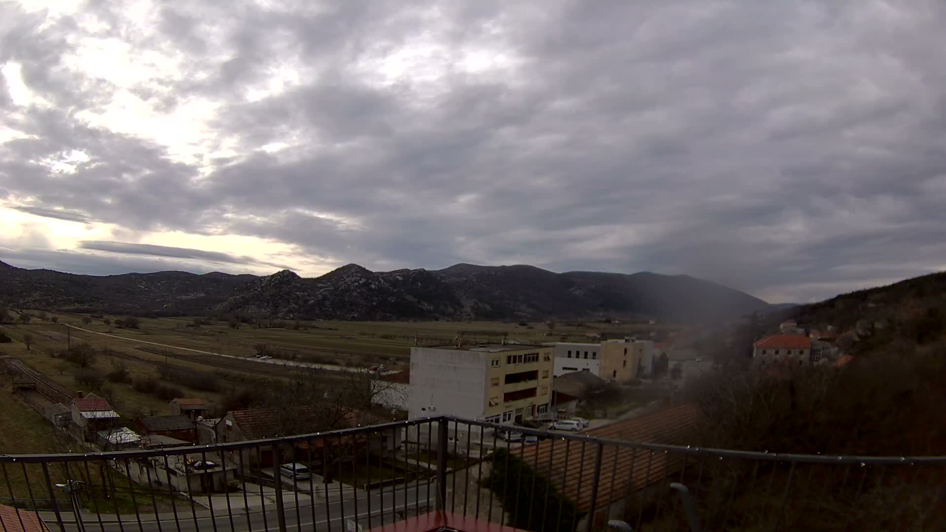 Muć Plain & Hills Donji Muc  Skyline Live Cam - Donji Muc, Muc, Split-Dalmatia, Croatia