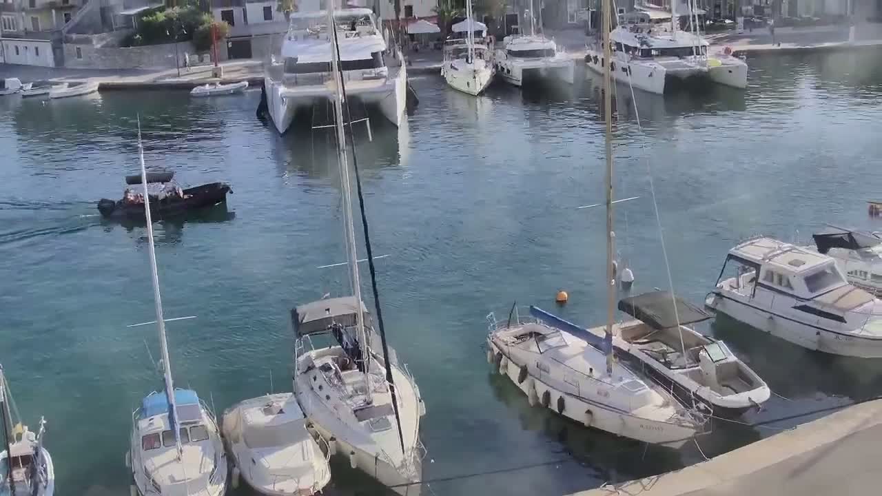 Otok Hvar Island ,Vrboska Village & ACI Port Vrboska Live Cam - Vrboska, Jelsa, Split-Dalmatia, Croatia