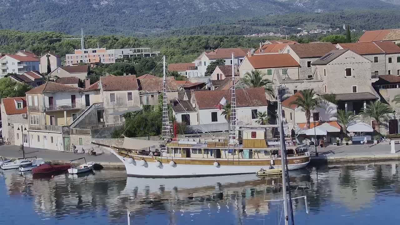 Otok Hvar Island ,Vrboska Village & ACI Port Vrboska Live Cam - Vrboska, Jelsa, Split-Dalmatia, Croatia