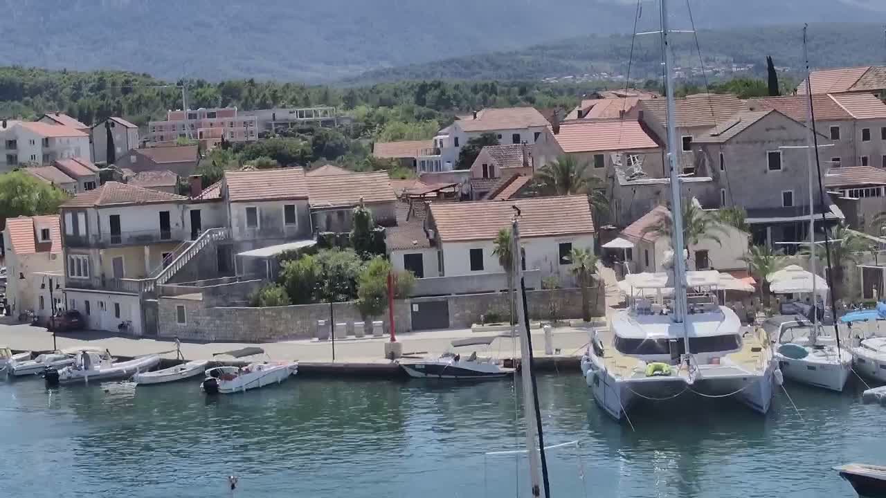 Otok Hvar Island ,Vrboska Village & ACI Port Vrboska Live Cam - Vrboska, Jelsa, Split-Dalmatia, Croatia