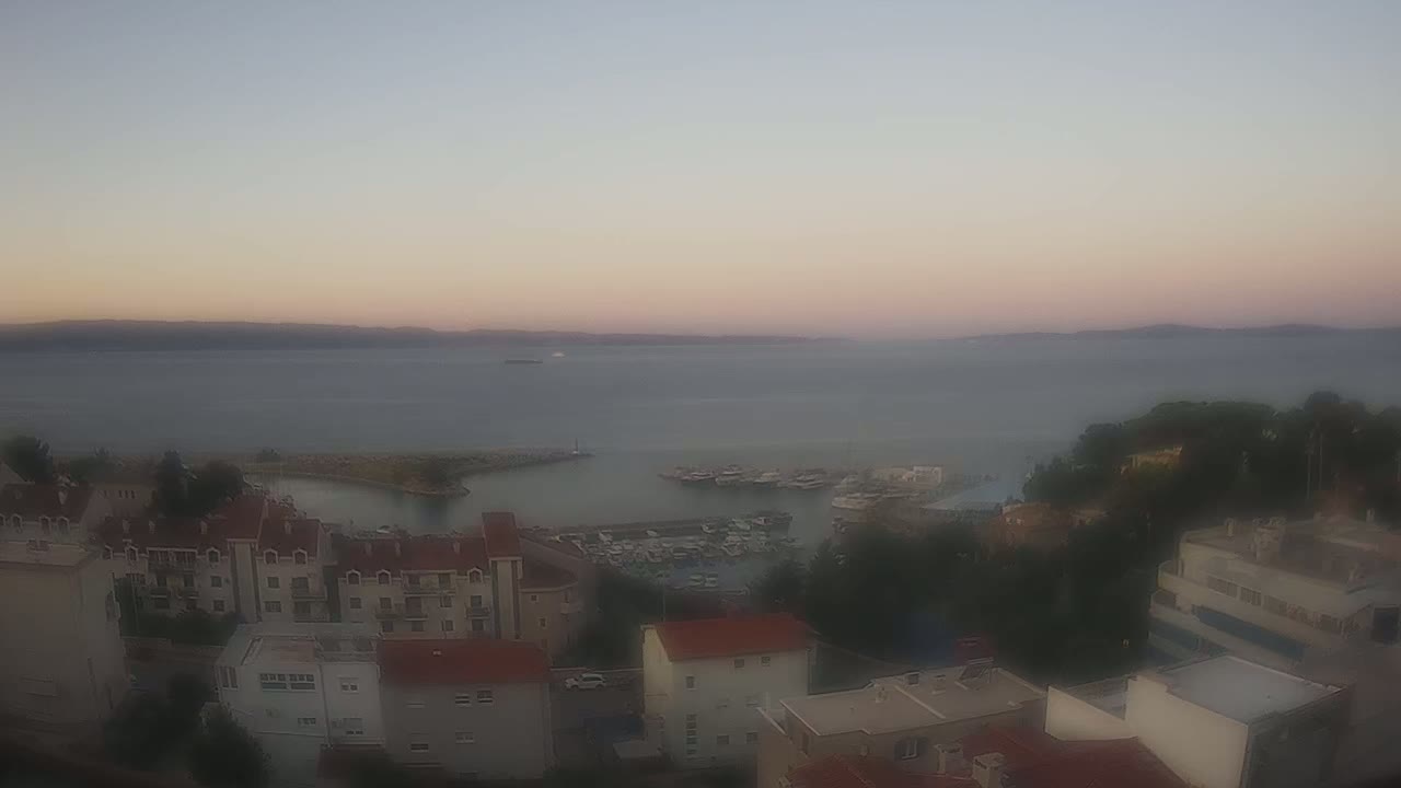 Split, Bačvice Adriatic Coast & Zenta Marina Live Cam - Bacvice, Split, Split-Dalmatia, Croatia