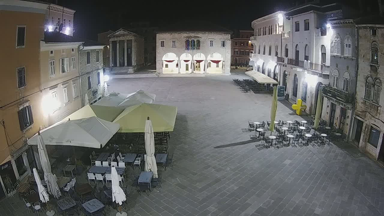 Pula, Trg Forum Square Live Cam - Arena, Pula, Istria, Croatia