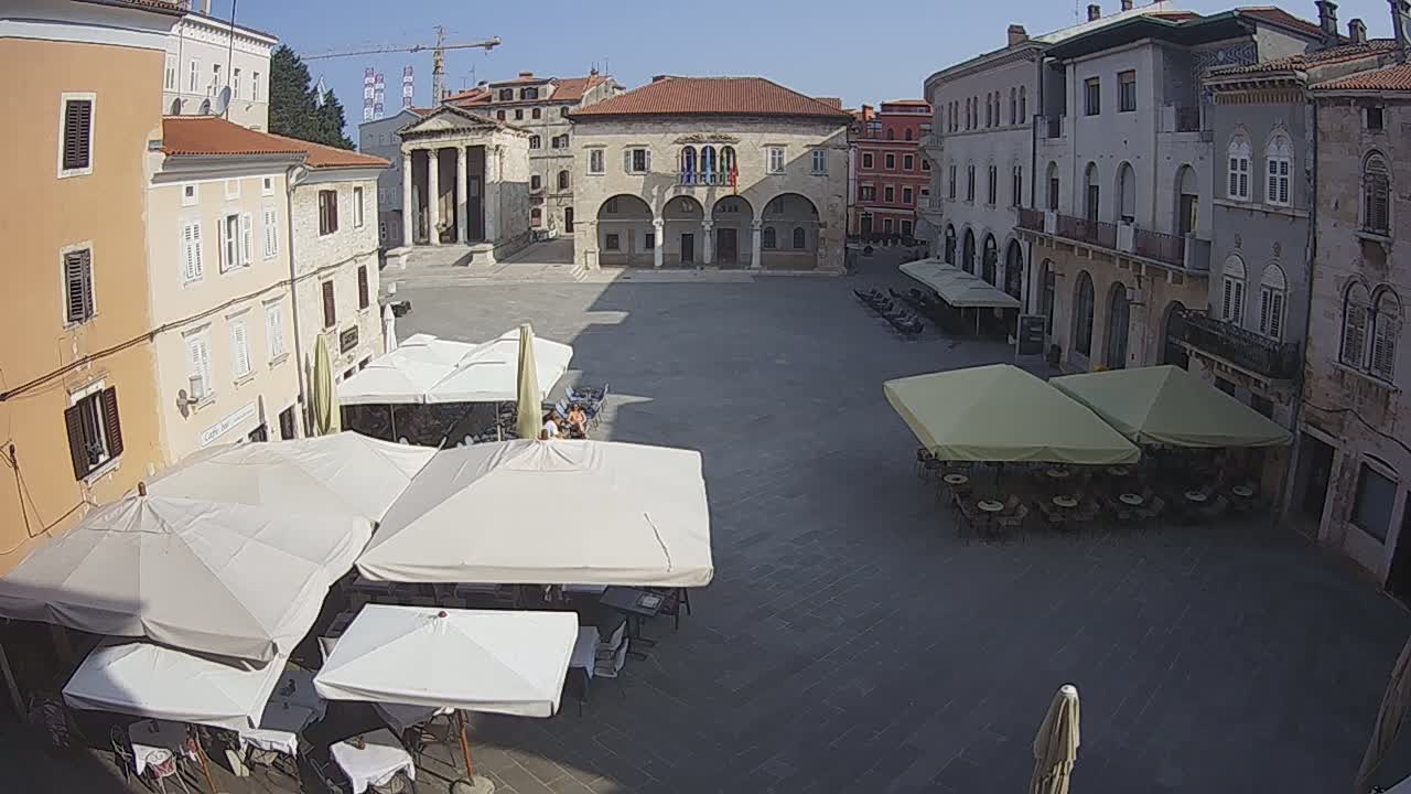 Pula, Trg Forum Square Live Cam - Arena, Pula, Istria, Croatia