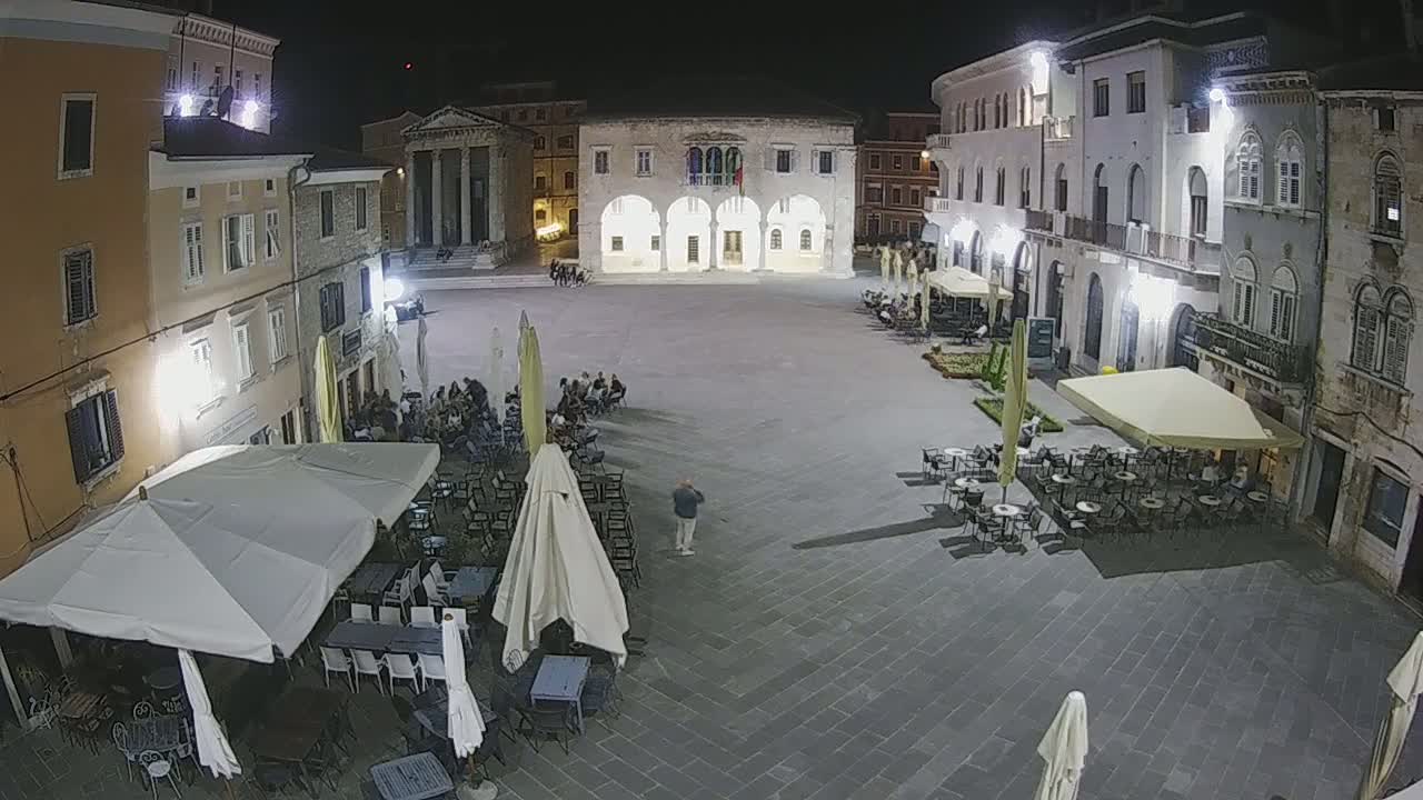 Pula, Trg Forum Square Live Cam - Arena, Pula, Istria, Croatia