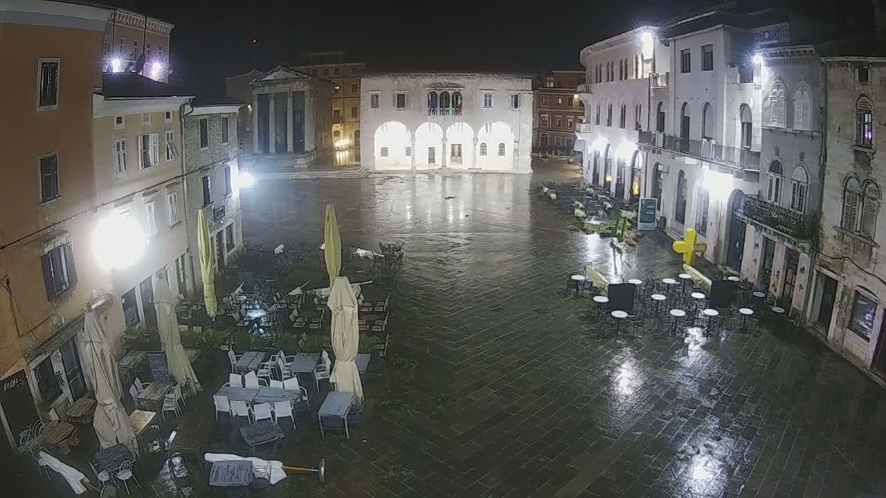 Pula, Trg Forum Square Live Cam - Arena, Pula, Istria, Croatia