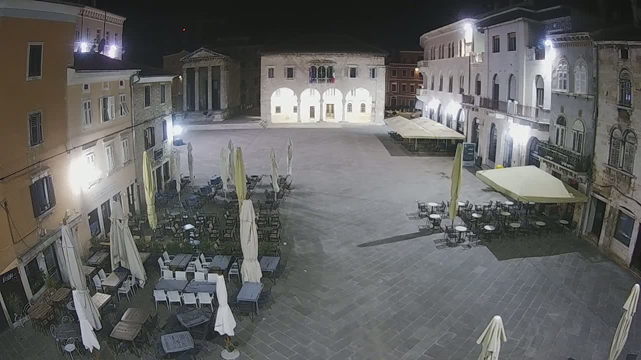 Pula, Trg Forum Square Live Cam - Arena, Pula, Istria, Croatia