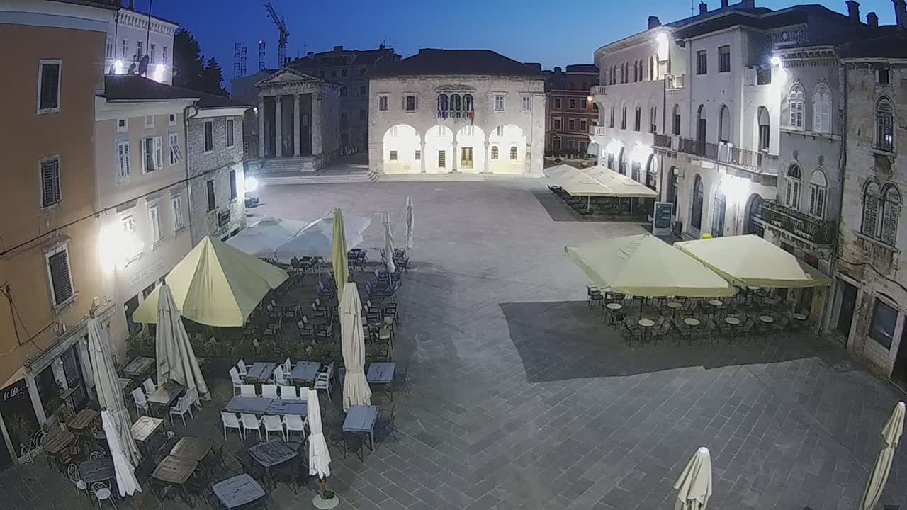 Pula, Trg Forum Square Live Cam - Arena, Pula, Istria, Croatia