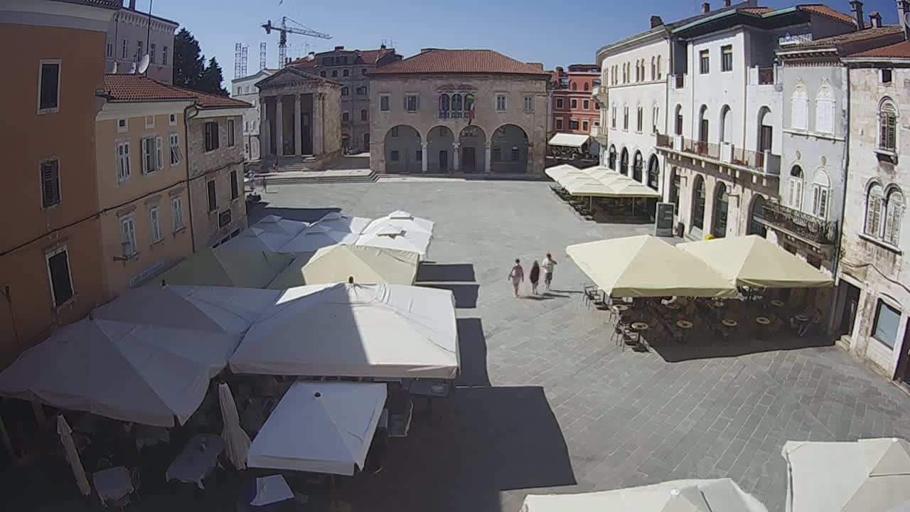 Pula, Trg Forum Square Live Cam - Arena, Pula, Istria, Croatia