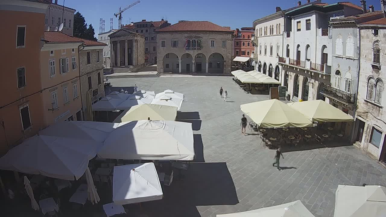 Pula, Trg Forum Square Live Cam - Arena, Pula, Istria, Croatia