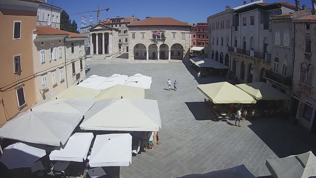 Pula, Trg Forum Square Live Cam - Arena, Pula, Istria, Croatia