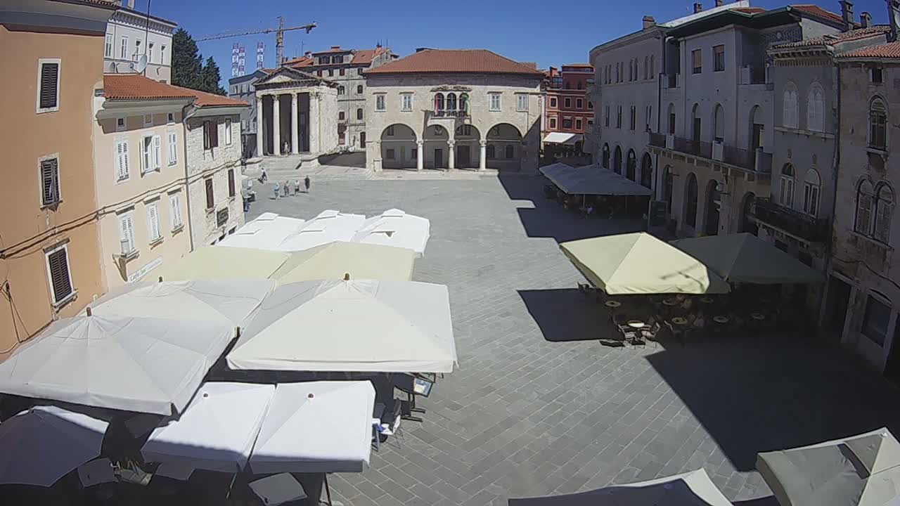 Pula, Trg Forum Square Live Cam - Arena, Pula, Istria, Croatia