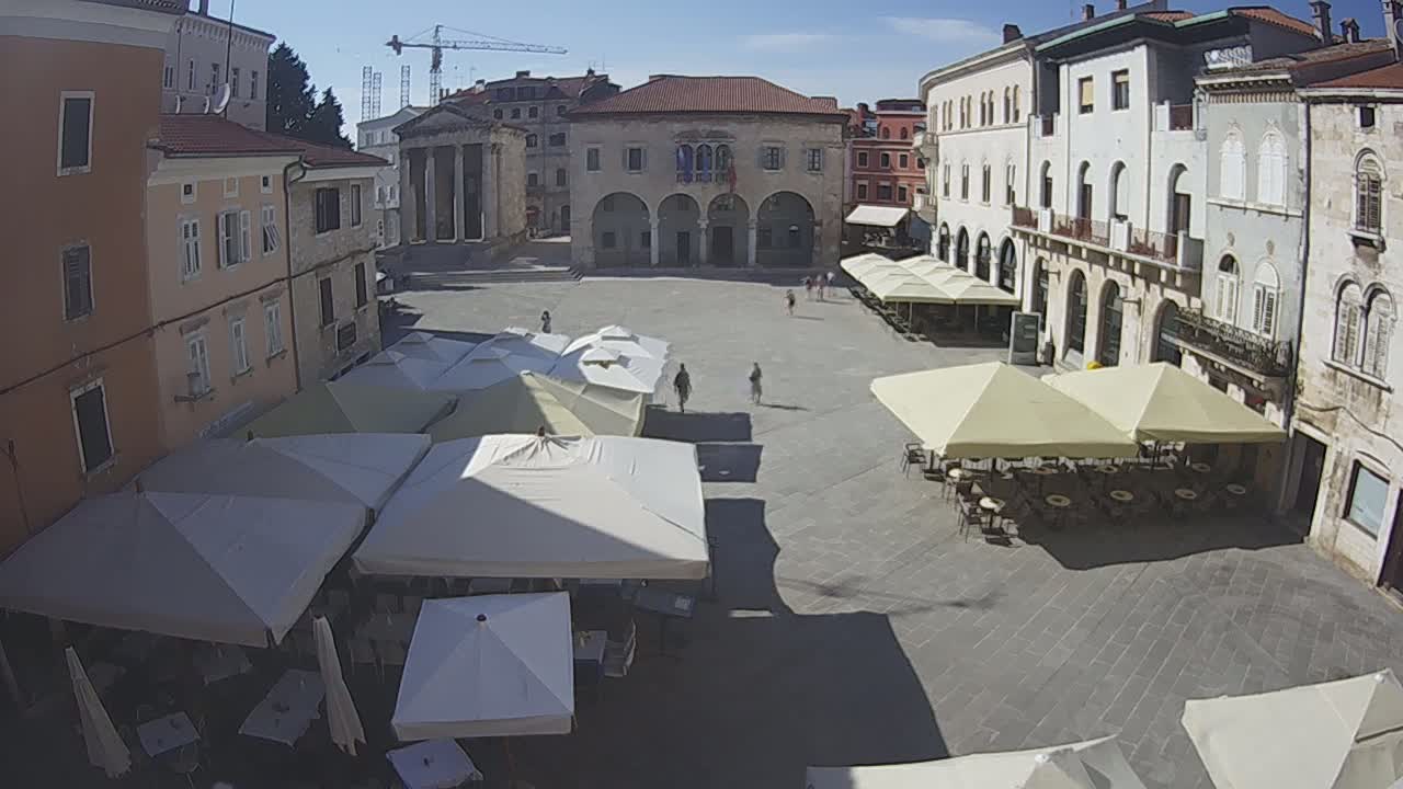 Pula, Trg Forum Square Live Cam - Arena, Pula, Istria, Croatia