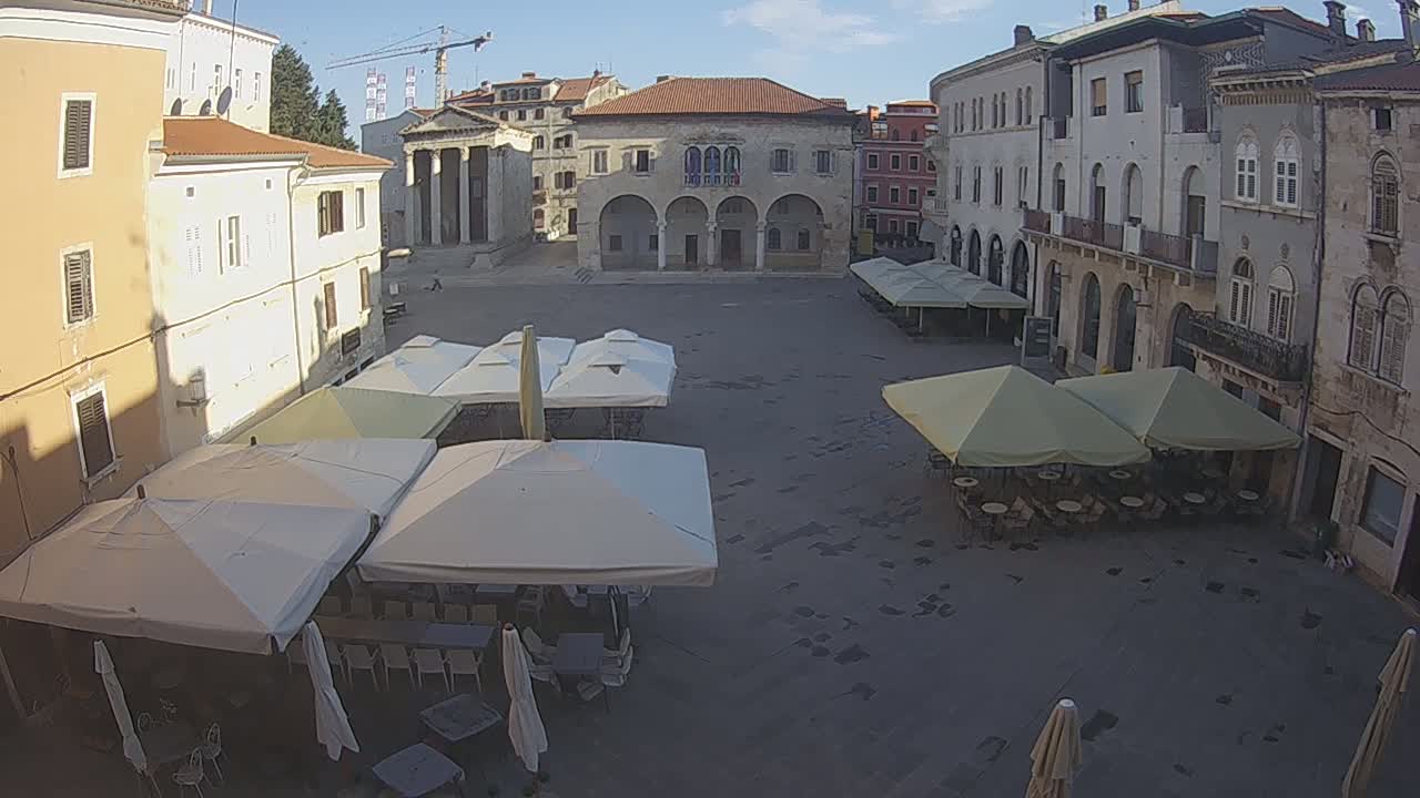 Pula, Trg Forum Square Live Cam - Arena, Pula, Istria, Croatia