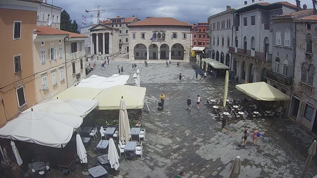 Pula, Trg Forum Square Live Cam - Arena, Pula, Istria, Croatia