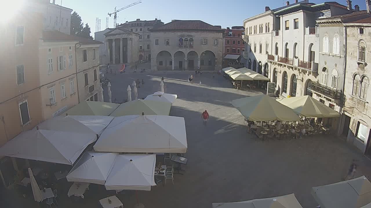 Pula, Trg Forum Square Live Cam - Arena, Pula, Istria, Croatia