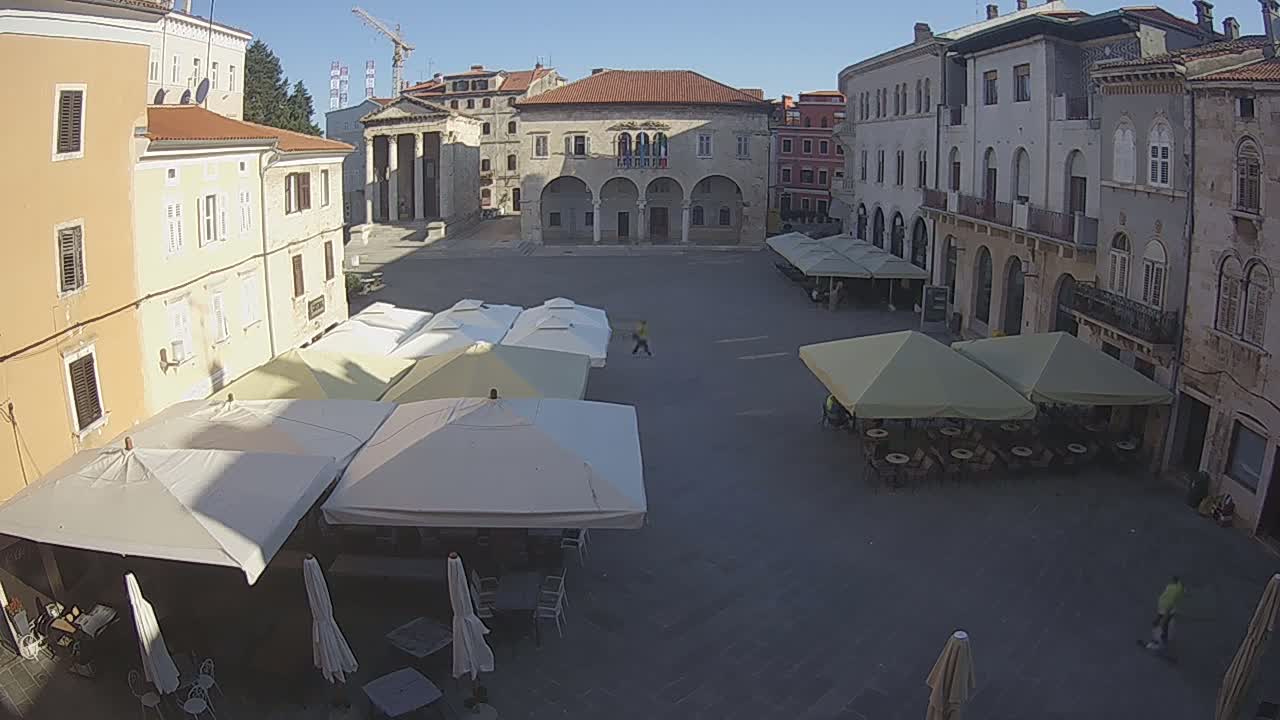 Pula, Trg Forum Square Live Cam - Arena, Pula, Istria, Croatia