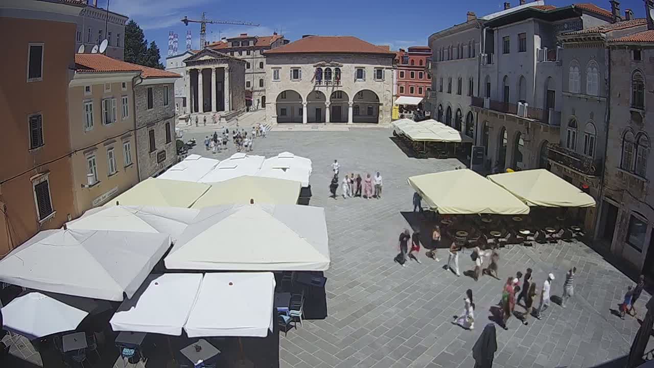 Pula, Trg Forum Square Live Cam - Arena, Pula, Istria, Croatia