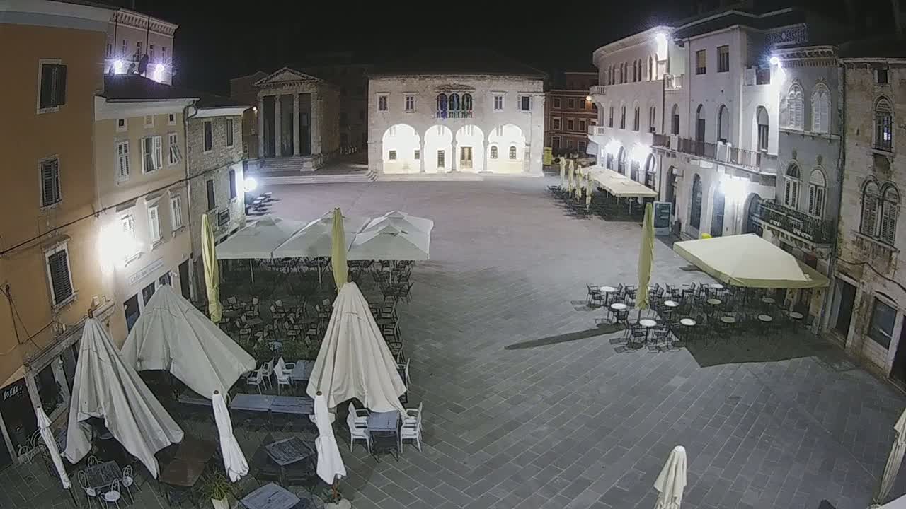 Pula, Trg Forum Square Live Cam - Arena, Pula, Istria, Croatia