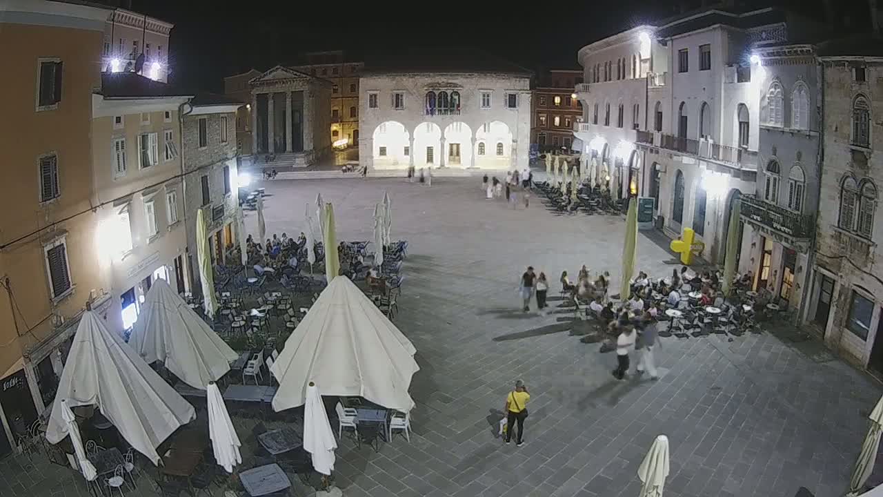 Pula, Trg Forum Square Live Cam - Arena, Pula, Istria, Croatia