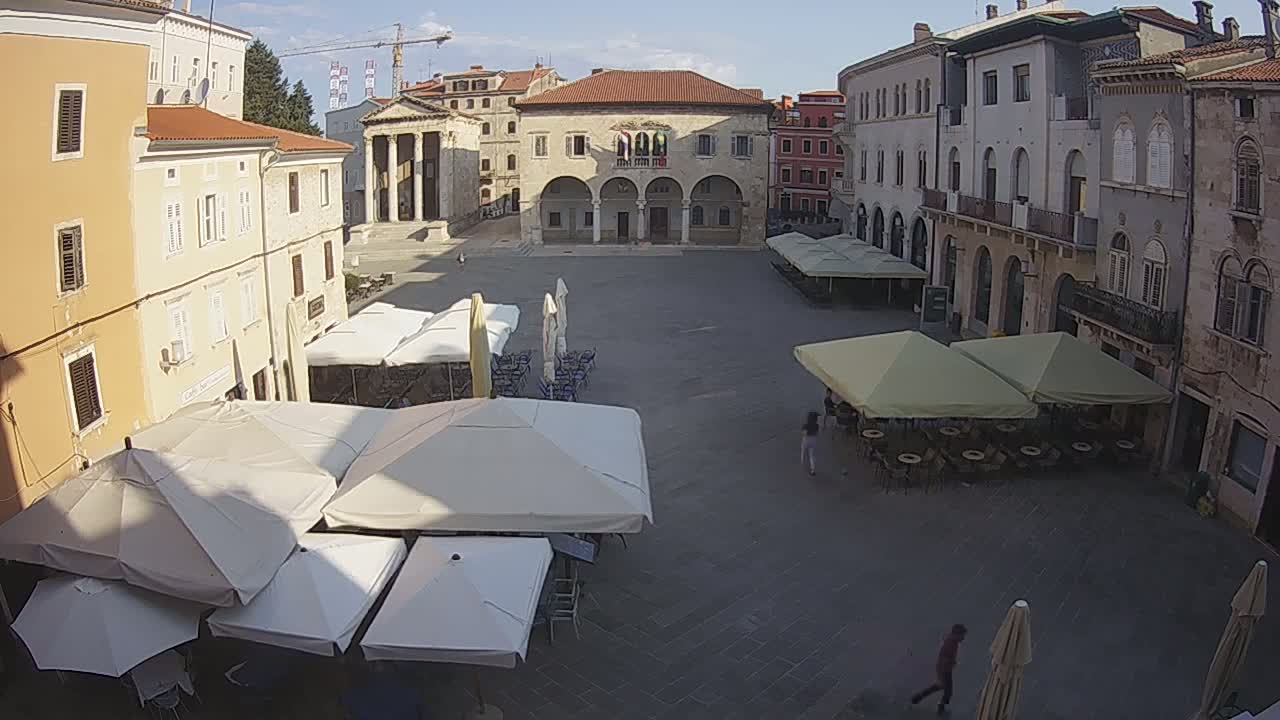 Pula, Trg Forum Square Live Cam - Arena, Pula, Istria, Croatia