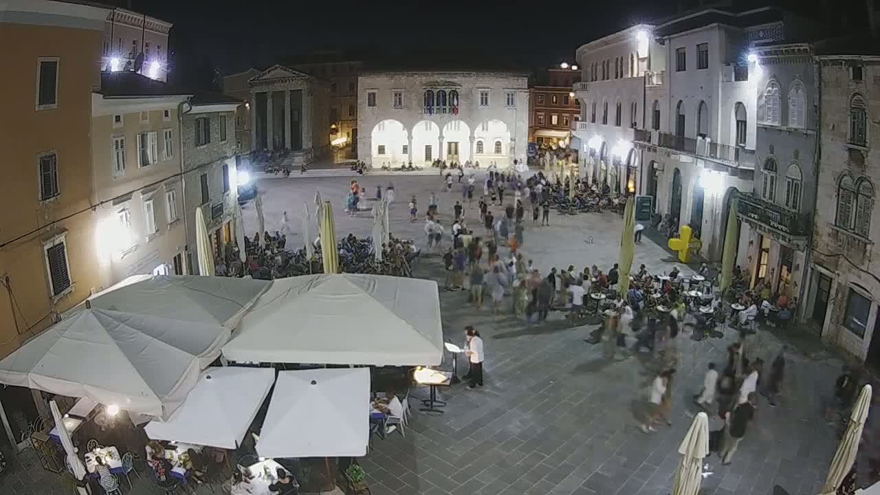 Pula, Trg Forum Square Live Cam - Arena, Pula, Istria, Croatia