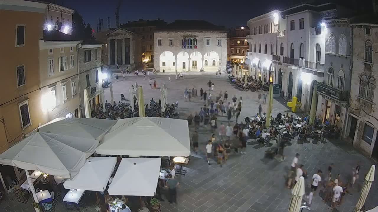 Pula, Trg Forum Square Live Cam - Arena, Pula, Istria, Croatia