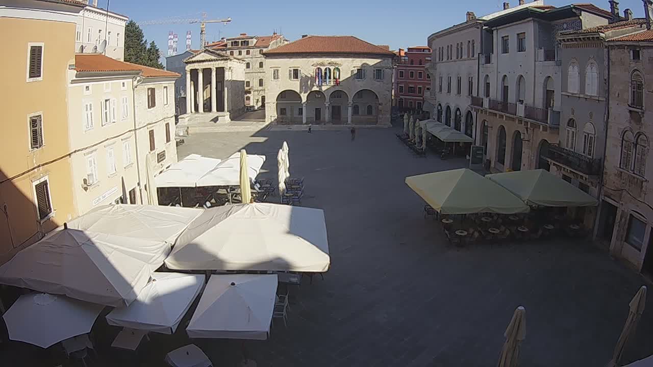 Pula, Trg Forum Square Live Cam - Arena, Pula, Istria, Croatia
