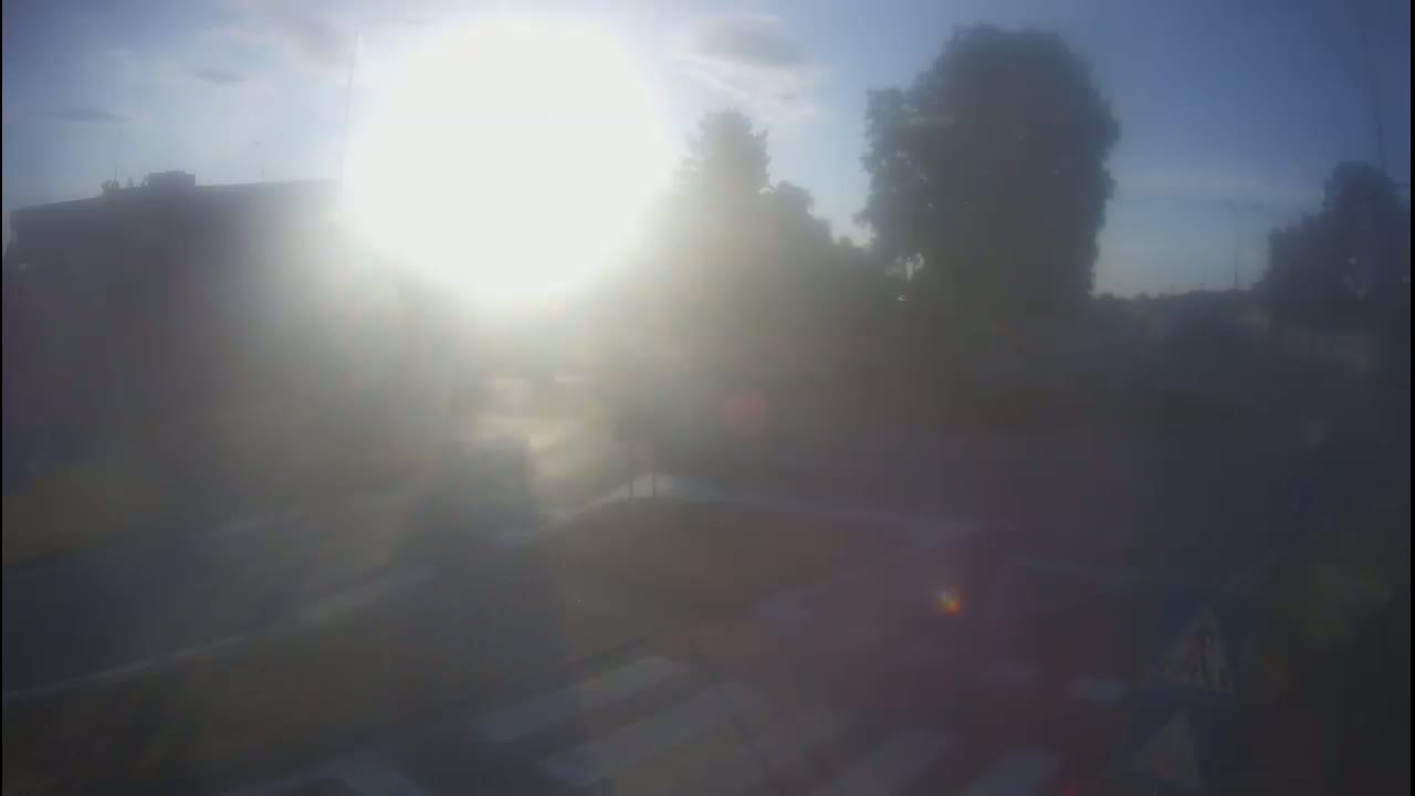 Belišće, Kralija Tomislava/Zeljeznicka/Kardinala Alojzija Stepinca Street Intersection Live Cam - 