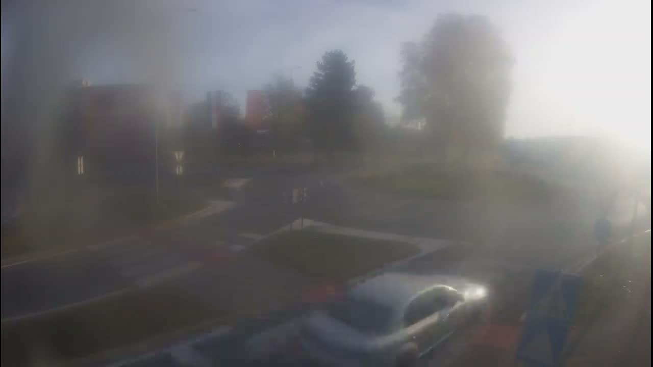 Belišće, Kralija Tomislava/Zeljeznicka/Kardinala Alojzija Stepinca Street Intersection Live Cam - 