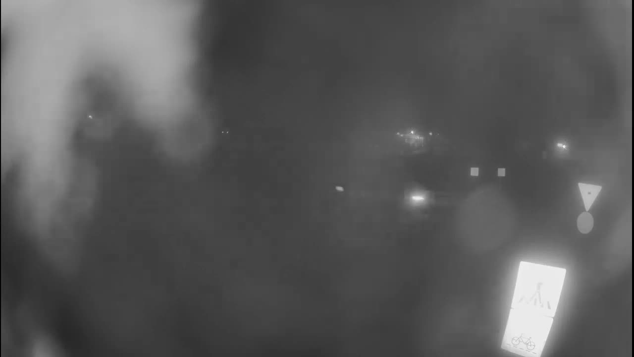 Belišće, Kralija Tomislava/Zeljeznicka/Kardinala Alojzija Stepinca Street Intersection Live Cam - 