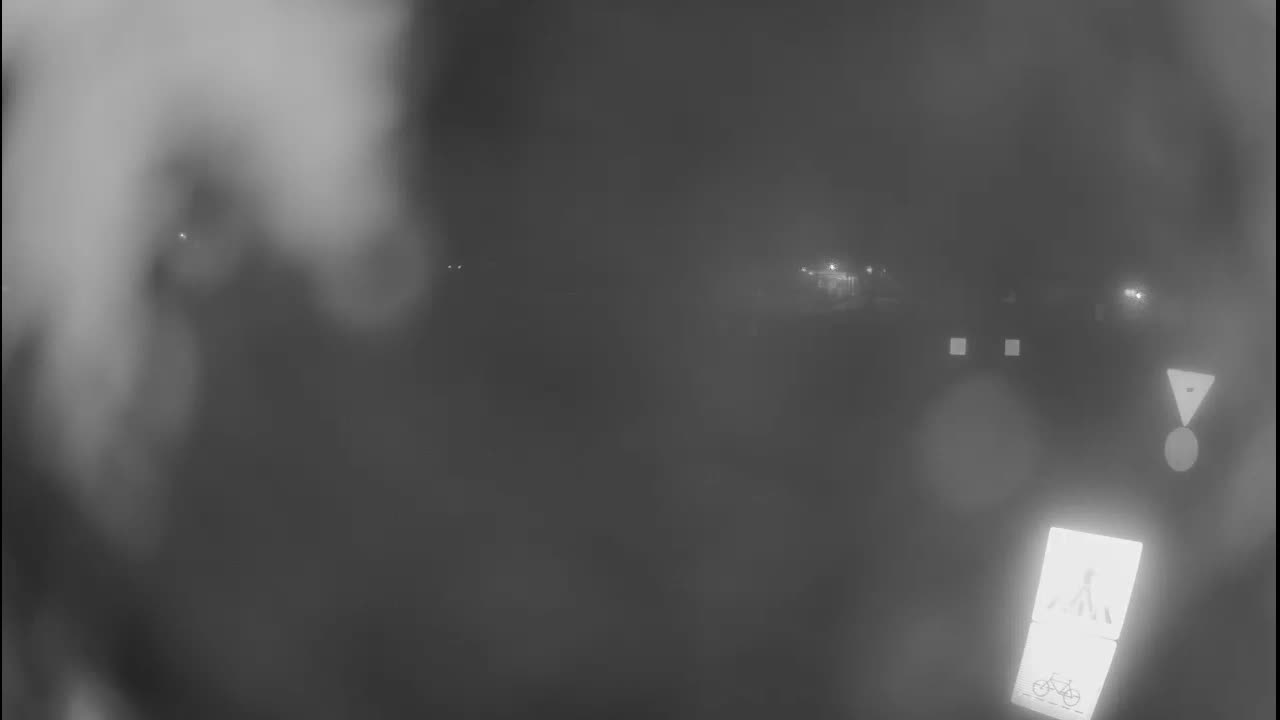 Belišće, Kralija Tomislava/Zeljeznicka/Kardinala Alojzija Stepinca Street Intersection Live Cam - 