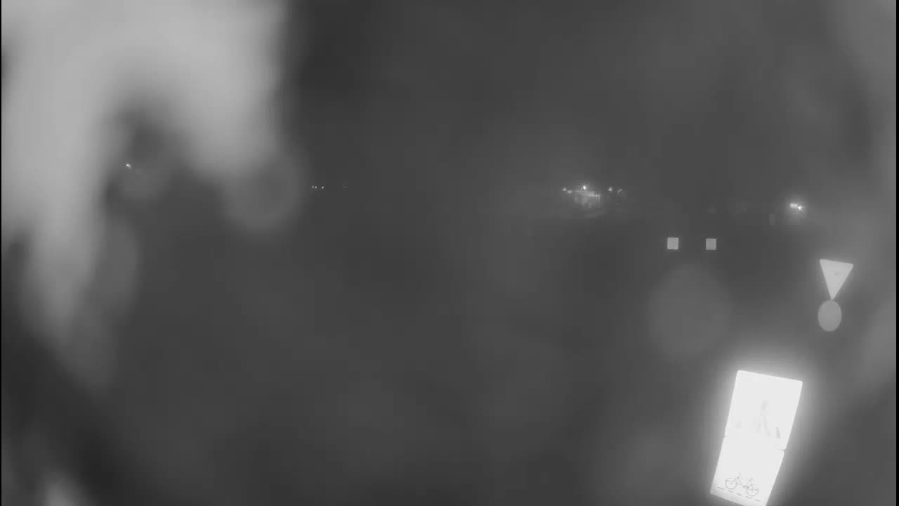 Belišće, Kralija Tomislava/Zeljeznicka/Kardinala Alojzija Stepinca Street Intersection Live Cam - 