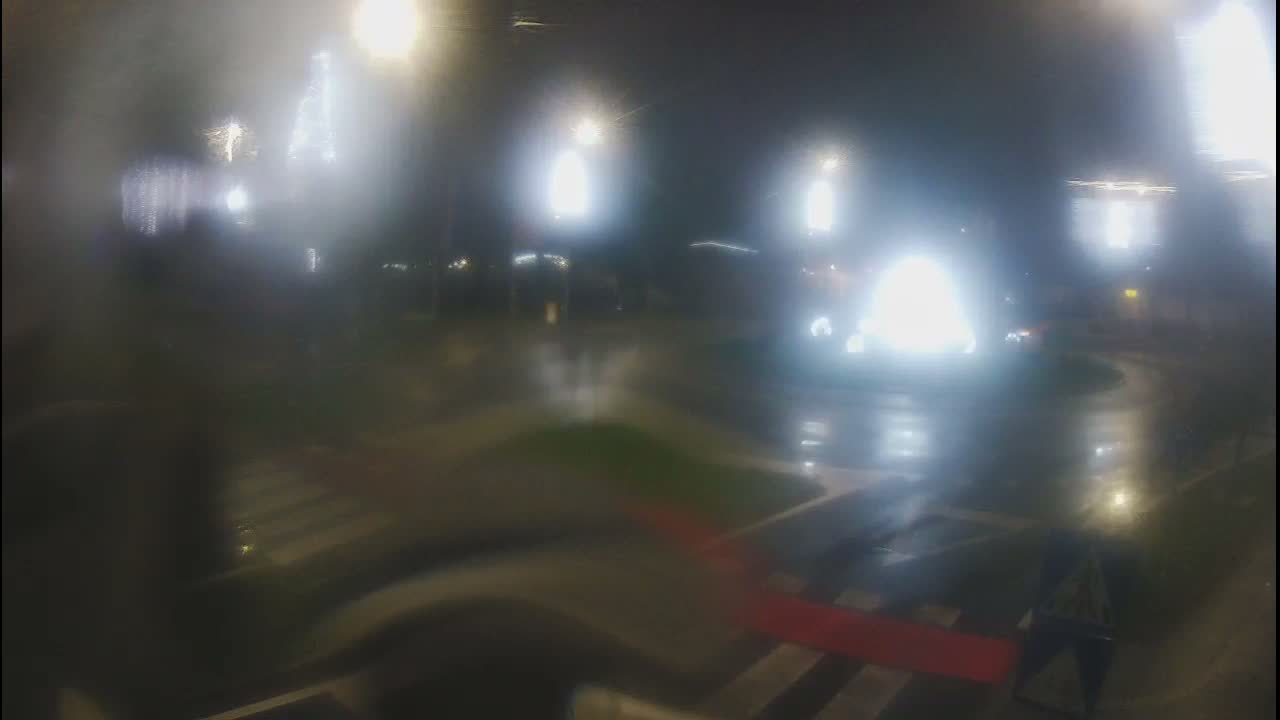 Belišće, Kralija Tomislava/Zeljeznicka/Kardinala Alojzija Stepinca Street Intersection Live Cam - 